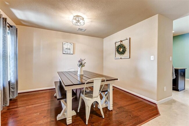 Building Photo - 9973 Spring Rock Ln