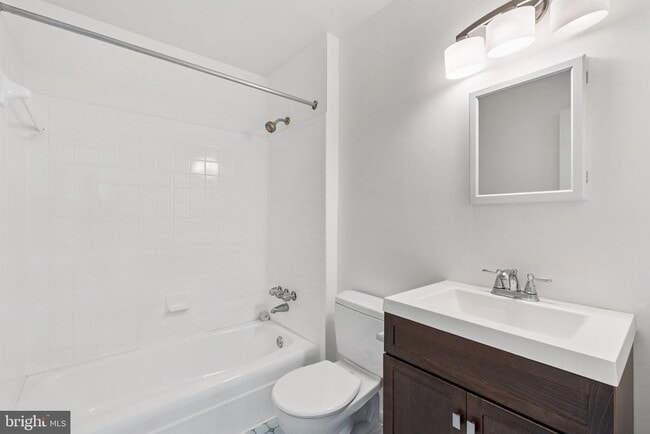 Building Photo - 3714 Carriage House Ct