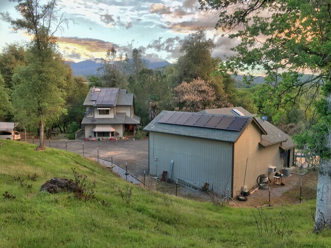 Building Photo - 6115 Placer Rd