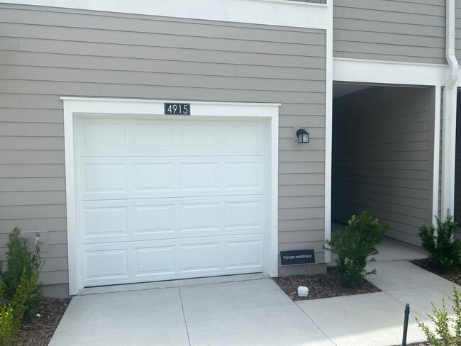 Building Photo - 3/2/1 SW Ocala Townhome in Marion Ranch
