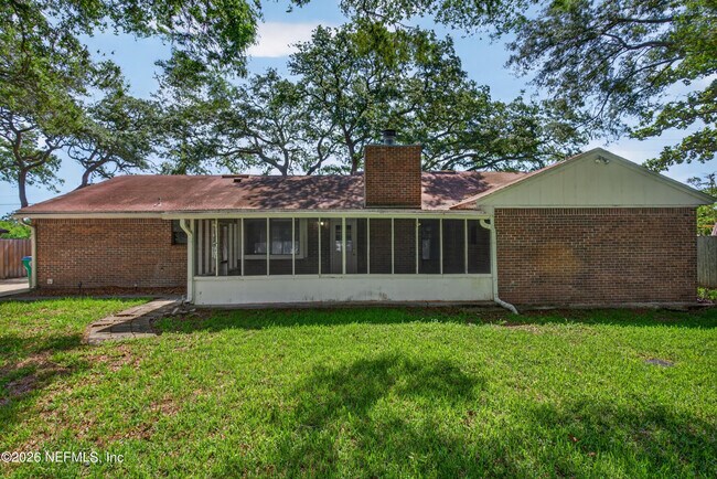 Building Photo - 516 Penman Rd