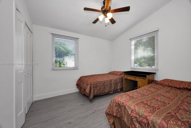 Building Photo - 6700 SW 62nd Ct