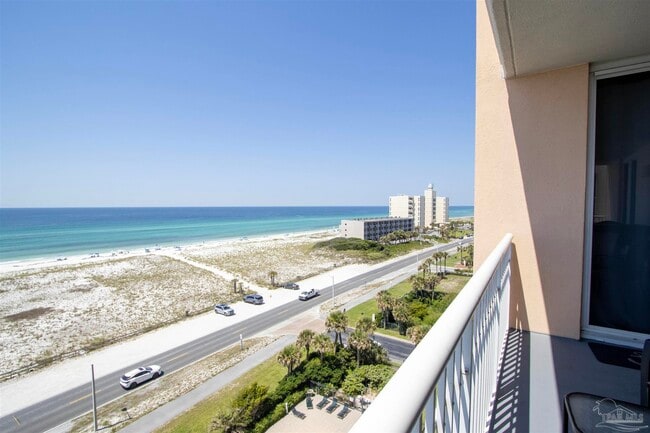 Building Photo - 800 Fort Pickens Rd