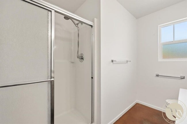 Building Photo - Yorkshire Court North