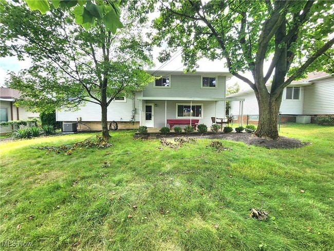 Building Photo - 2908 Bowmen Ln