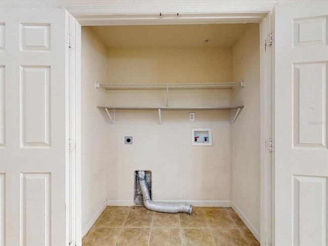 Building Photo - 2978 Langdon Ln N