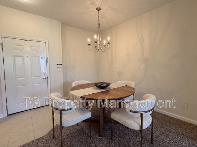 Building Photo - 11251 Campfield Dr