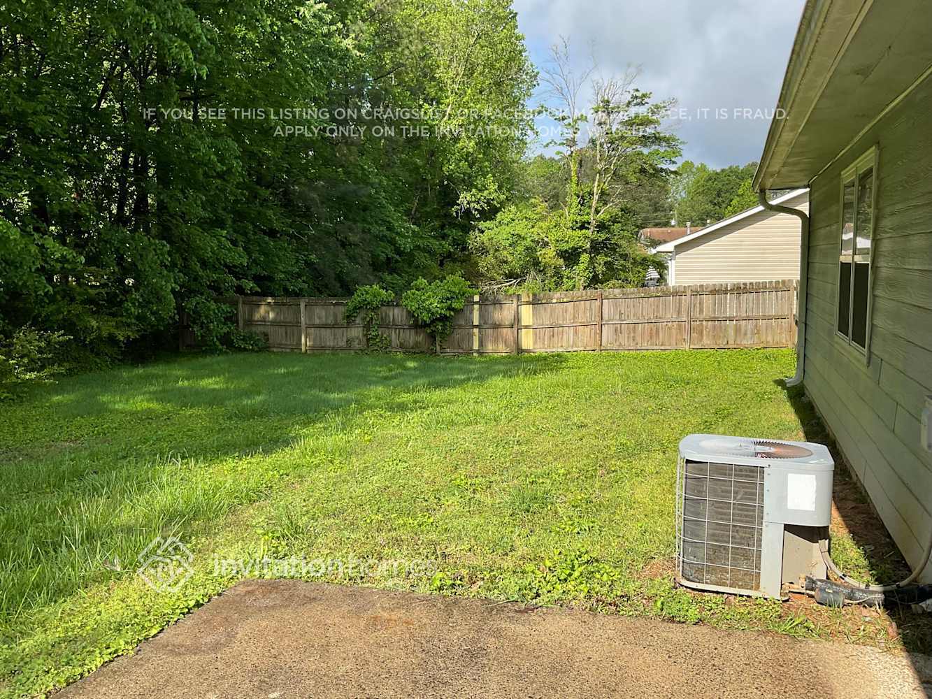 Building Photo - 3080 Palomino Dr