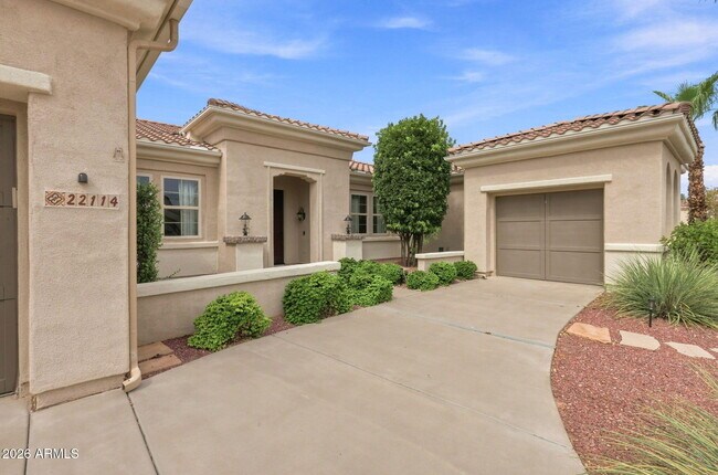 Building Photo - 22114 N San Ramon Dr