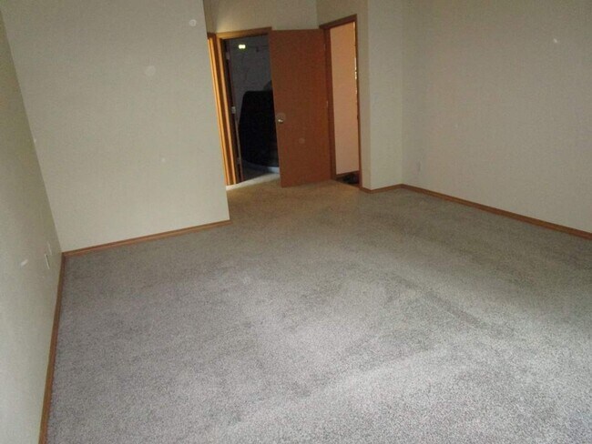 Building Photo - 3 Bedroom Home in Gig Harbor’s Minterwood