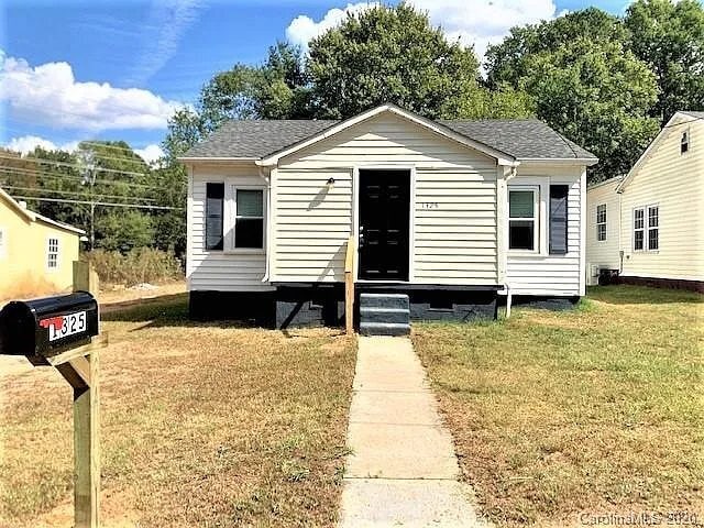 Building Photo - 1325 11th St