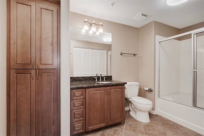 Building Photo - 3887 Pell Pl