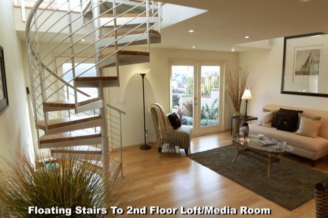 Contemporary spaces. - 1826 W Balboa Blvd