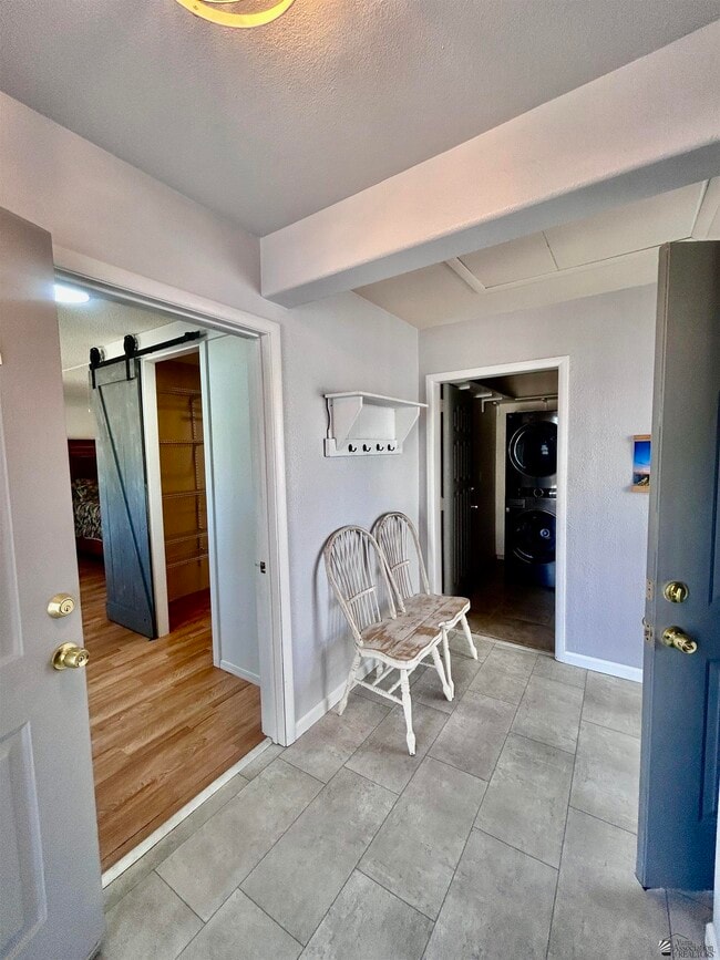 Building Photo - 13407 E 55th St