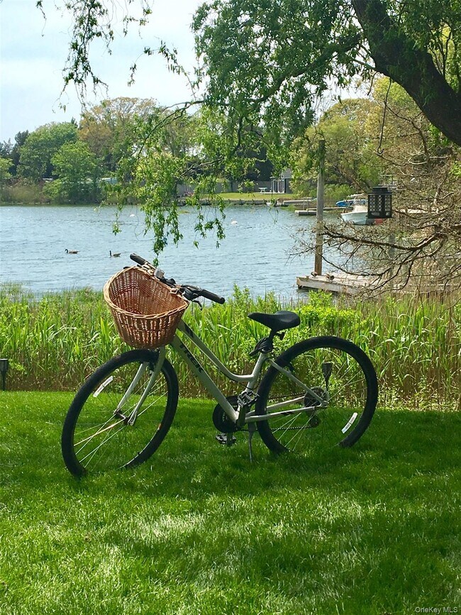 Building Photo - 42 Towd Point Rd