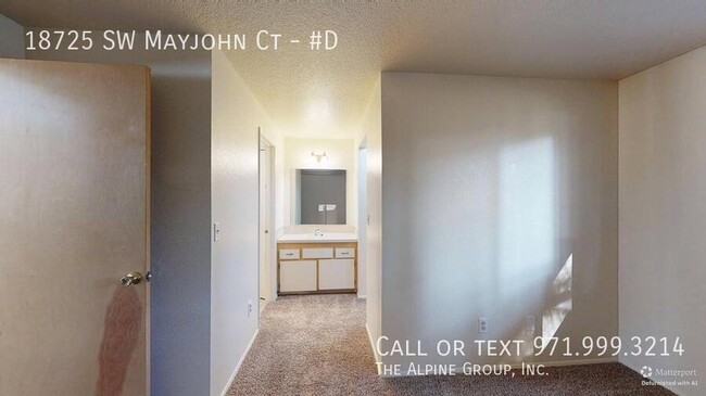 Building Photo - 18725 SW Mayjohn Ct