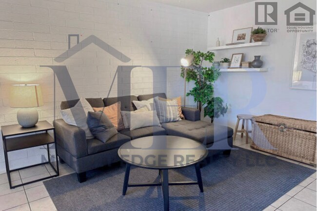 Building Photo - 4711