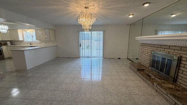 Building Photo - 36868 Melbourne Dr