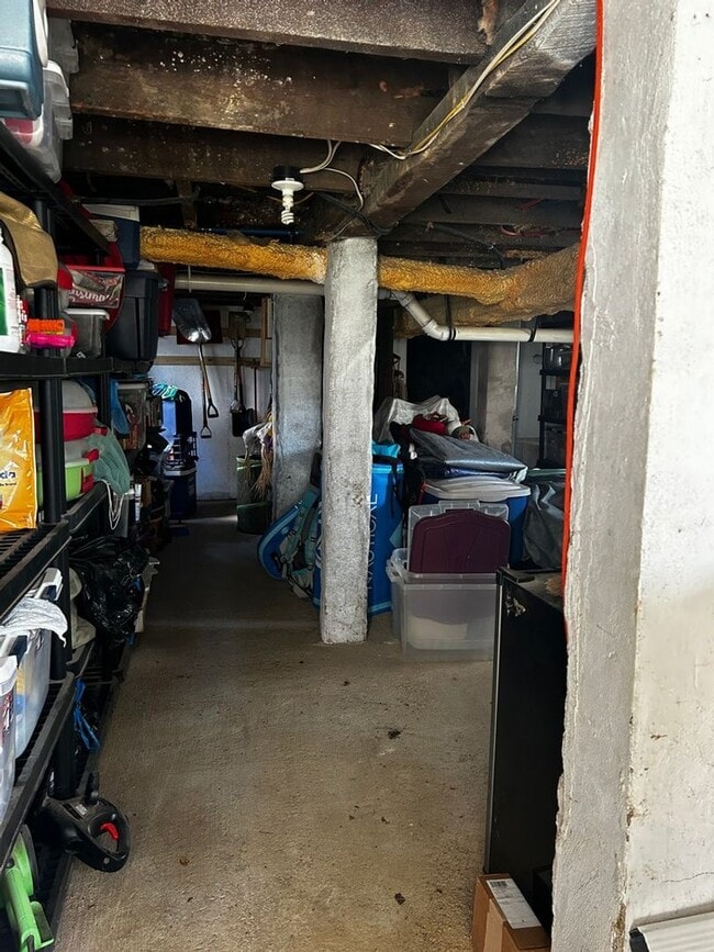 Building Photo - Cozy & Updated - 3 BR home in Old SW!