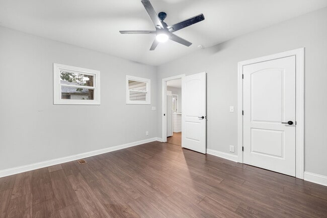 Building Photo - 306 Sacco St