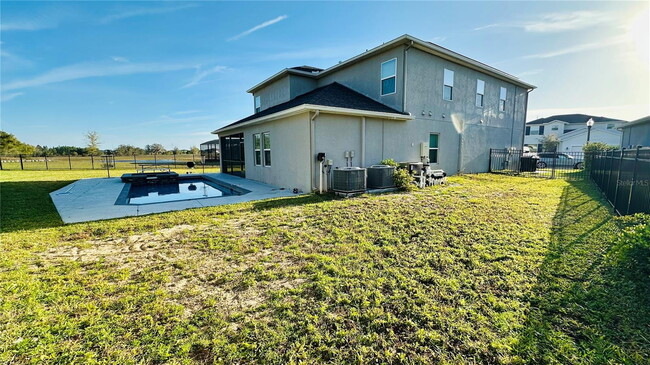 Building Photo - 2525 Camden Park Cir