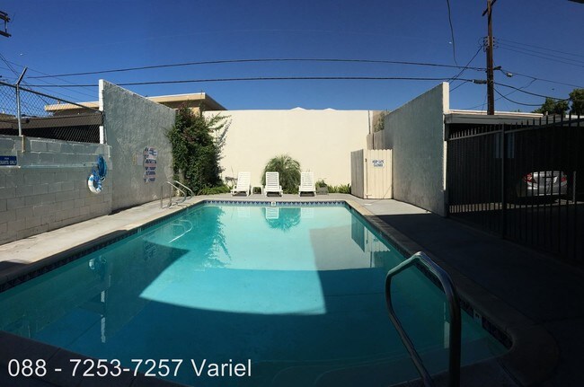 Interior Photo - 7253-7257 Variel Ave