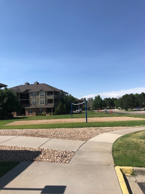 Volleyball Court - 12824 Ironstone Way