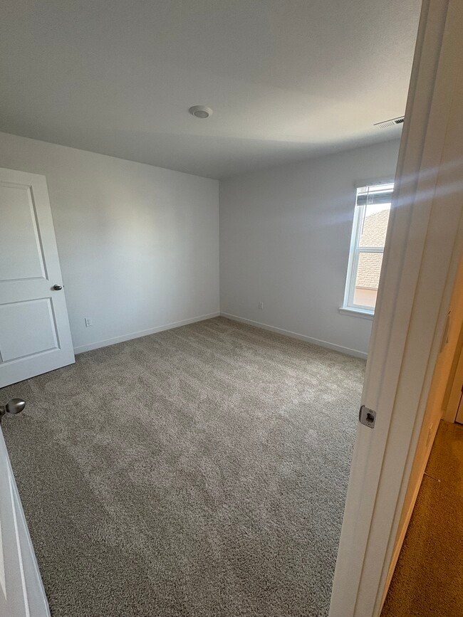 Building Photo - 4754 Hatcher Dr