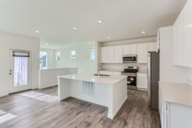 Building Photo - Harvest Ridge 3bd 2.5ba house FOR RENT! Almost brand new!