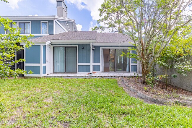 Building Photo - 8118 Baymeadows Cir E