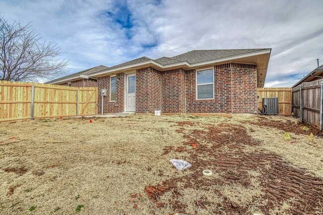 Building Photo - Beautiful New Construction Home!