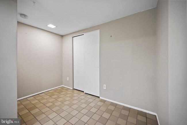 Building Photo - 36 Hannah Dr