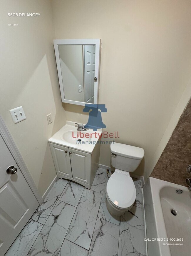 Building Photo - 5508 Delancey St