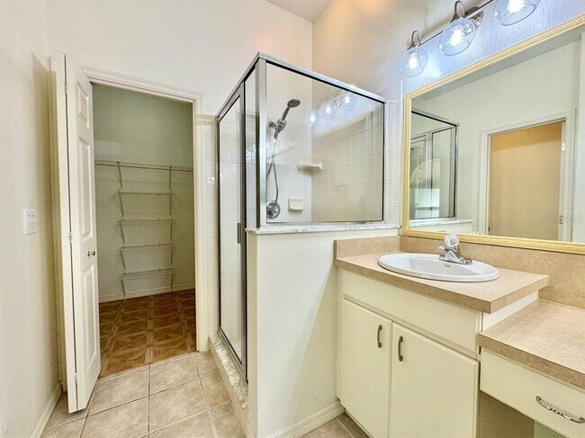 Building Photo - 22537 Roderick Dr