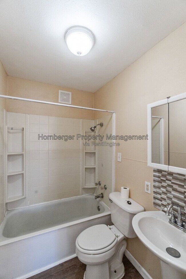 Building Photo - 2627 N Martin St