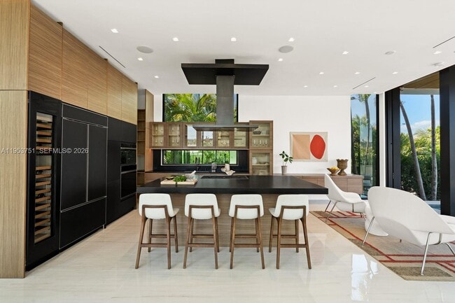 Building Photo - 701 86th St