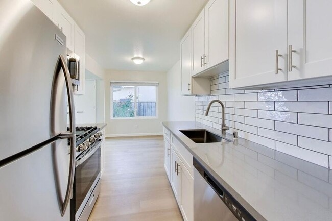 Building Photo - 451 Ruth Ct