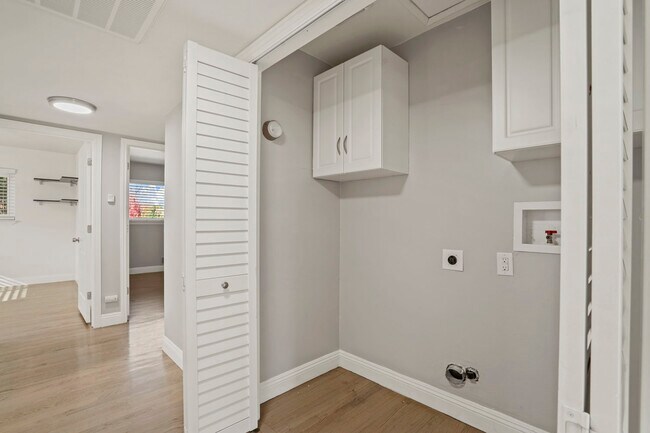 Laundry Closet - 1407 San Clemente Way