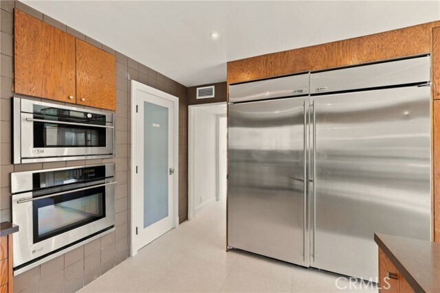 Building Photo - 3858 Alta Mesa Dr
