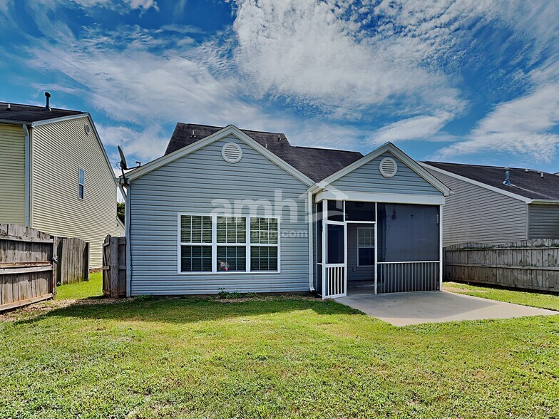 Building Photo - 127 Mercer Dr