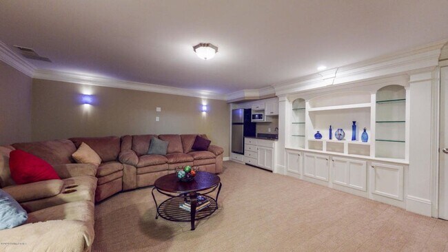 Building Photo - 7703 Wolfpen Ridge Dr