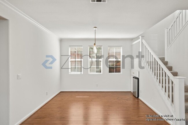 Building Photo - 3106 Snowdrop Cir