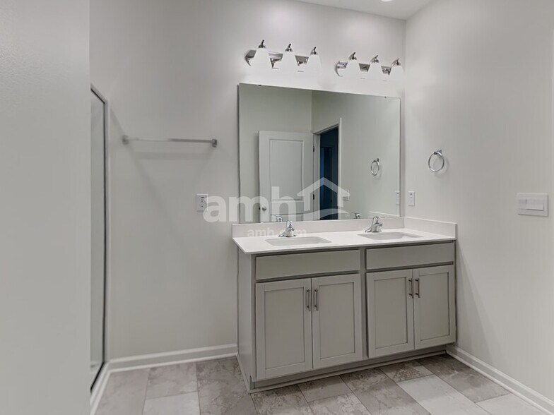 Building Photo - 416 Bryson Blvd