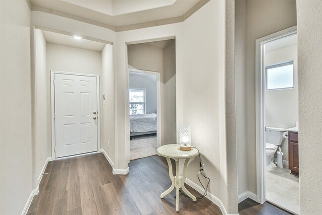 Building Photo - 19111 Friesian Stallion Ln