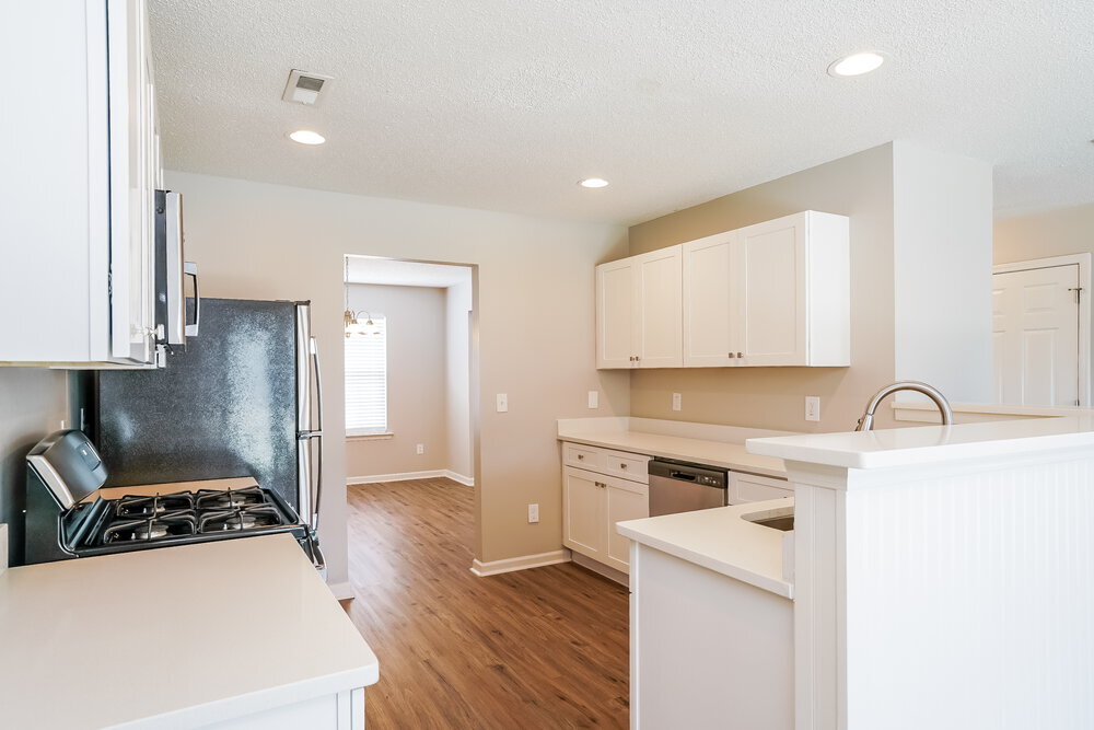 Building Photo - 5008 Marathon Ln