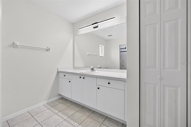 Building Photo - 7510 Ligustrum