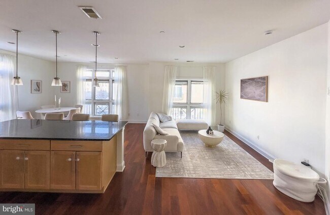 Building Photo - 2350 NJ-33