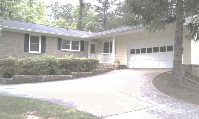 Building Photo - 705 Georgia Ave