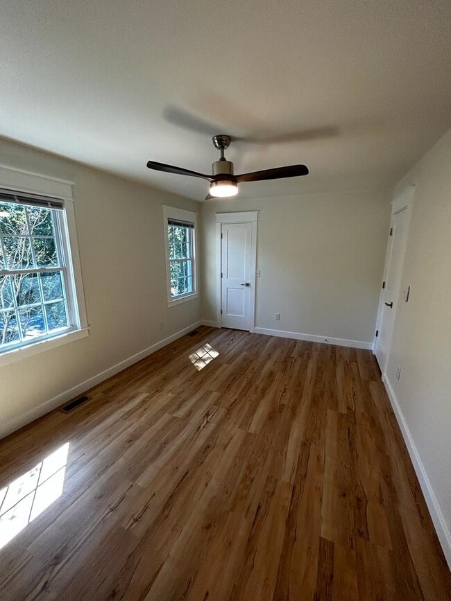 Building Photo - 1508 Theresa Dr