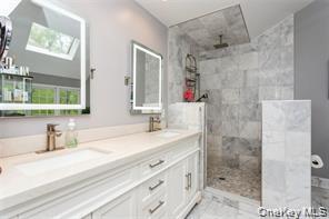 Building Photo - 1 Canaan Cir